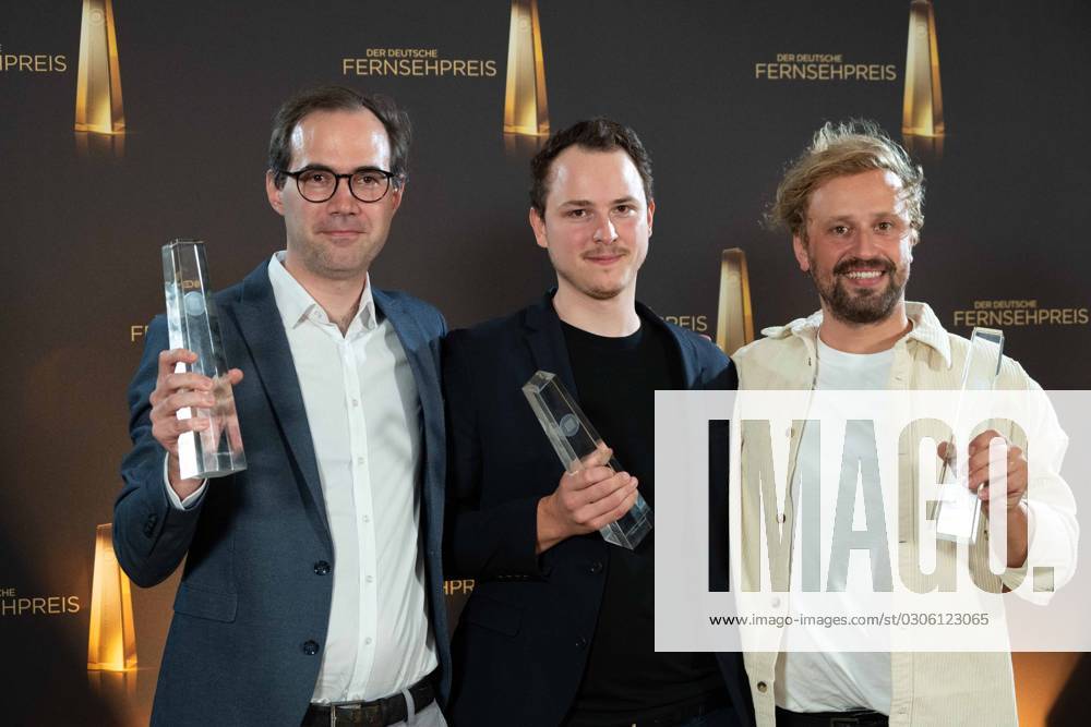 Award winners v l Rainer NIGRELLI, editor, Florian BOETTGER, editor Christoph OTTO, editor, Best Editing Montage Fiction, Red Carpet, Red Carpet Show, Arrival, Arrival, German Television Award Ceremony, The Night of the Creatives The German Television Award 2023, German Television Award 2023 in Cologne, on 27 09 2022