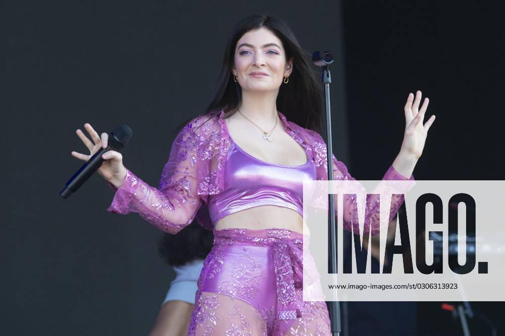 Lorde performs at Parklife Festival 2018 Lorde performs at Parklife Festival at Heaton Park, Credit:avalon.red Avalon