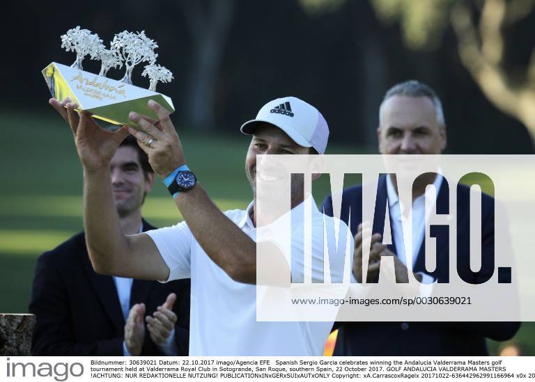Spanish Sergio Garcia celebrates winning the Andalucia Valderrama Masters golf tournament held at Valderrama Royal Club in Sotogrande, San Roque, southern Spain, 22 October 2017. GOLF ANDALUCIA VALDERRAMA MASTERS !ACHTUNG: NUR REDAKTIONELLE NUTZUNG!