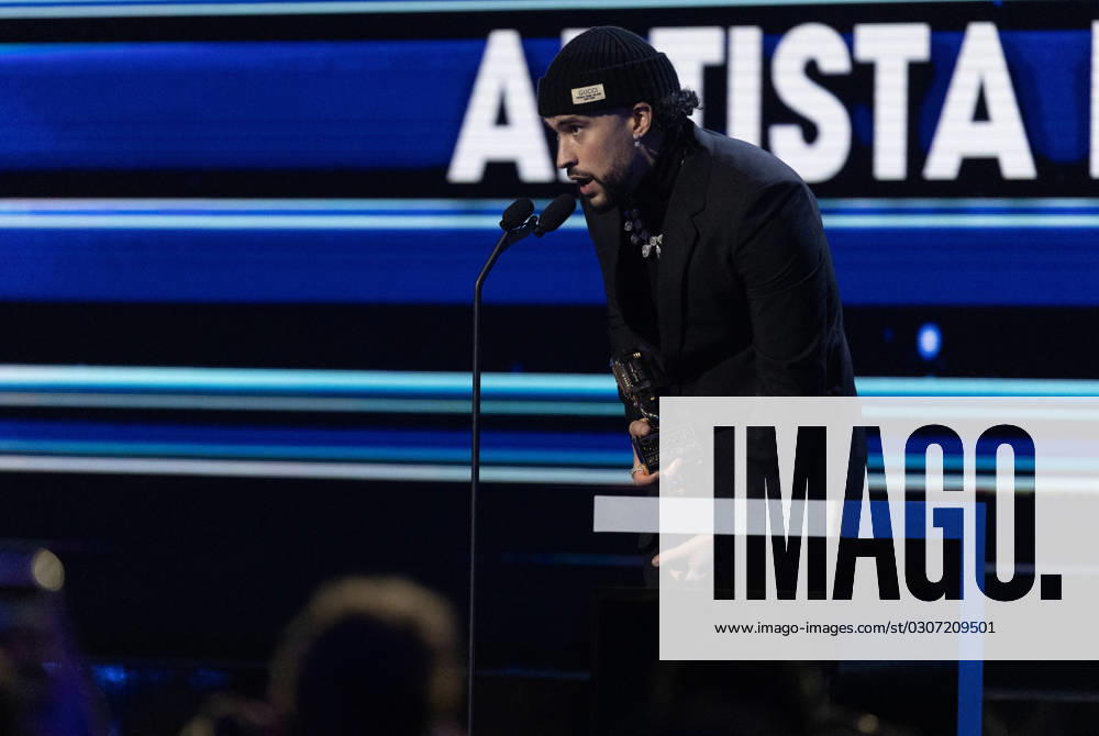 Bad Bunny wins Artist of the Year at the 2023 Latin Billboard Music Awards at the University of Miami, Watsco Center, Thursday, October 05, 2023 in Coral Gables, Florida. MIA20231005207 GARYxIxROTHSTEIN