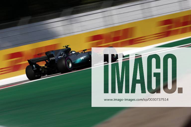 Free Practice 1, Valtteri Bottas (FIN) Mercedes AMG F1 W08 Mexican Grand Prix, Mexico City 26 - 29 October 2017 27.10.2017 - Free Practice 1, Valtteri Bottas (FIN) Mercedes AMG F1 W08