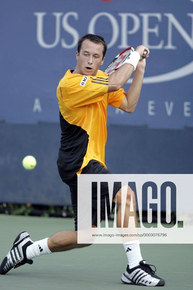 Philipp Kohlschreiber (Deutschland) - Rückhand Tennis Herren US Open 2007, Grand Slam, ATP Tour, Einzelbild Flushing Meadow New York, NY, N Y Dynamik, Tennis Herren US Open 2007, Grand Slam, ATP Tour, Einzelbild Flushing Meadow New York, NY, N Y Dynamik,