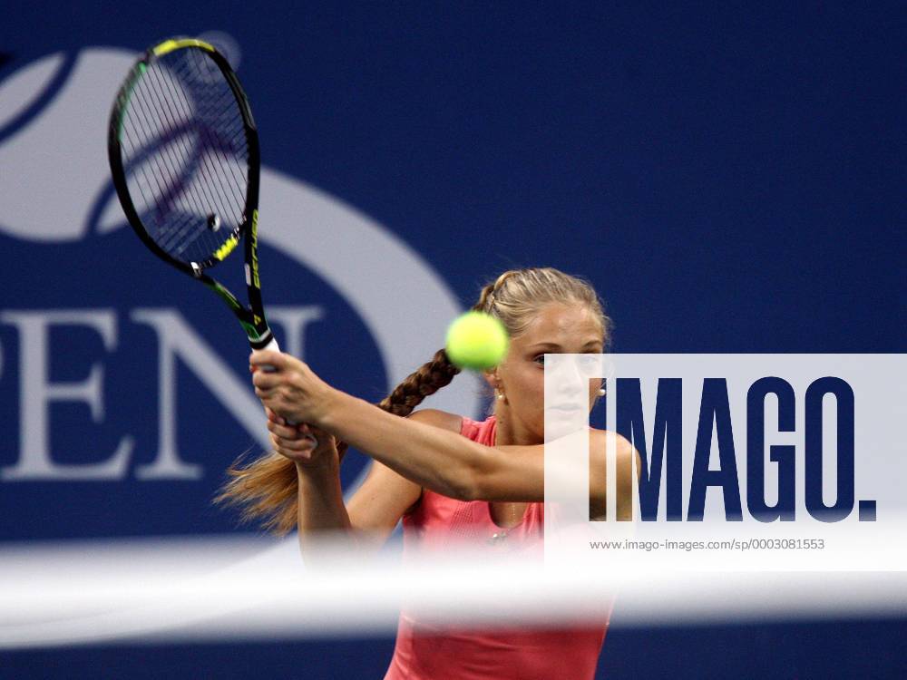 Anna Chakvetadze (Russland) Tennis Damen US Open 2007, Grand Slam, WTA Tour Einzelbild Flushing Meadow New York, N Y, NY Dynamik, Tennis Damen US Open 2007, Grand Slam, WTA Tour Einzelbild Flushing Meadow New York, N Y, NY Dynamik,