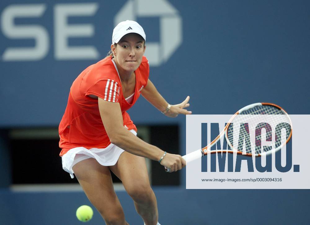 Justine Henin (Belgien) Tennis Damen US Open 2007, Grand Slam, WTA Tour Einzelbild Flushing Meadows New York, NY, N Y Dynamik, Tennis Damen US Open 2007, Grand Slam, WTA Tour Einzelbild Flushing Meadows New York, NY, N Y Dynamik,