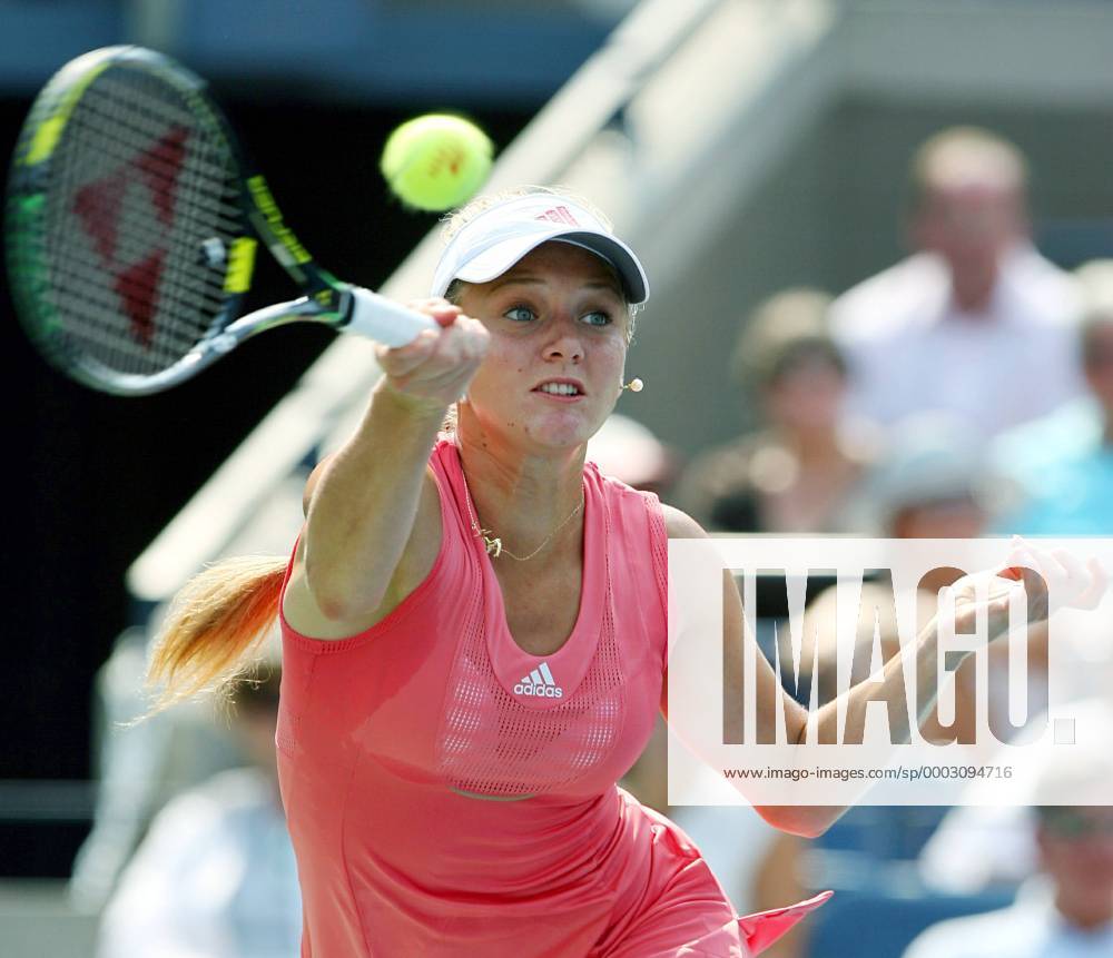 Anna Chakvetadze (Rußland) - (nyp20070907103) Tennis Damen US Open 2007, Grand Slam, WTA Tour Einzelbild Flushing Meadow New York, NY, N.Y. Dynamik, Tennis Damen US Open 2007, Grand Slam, WTA Tour Einzelbild Flushing Meadow New York, NY, N.Y. Dynamik,