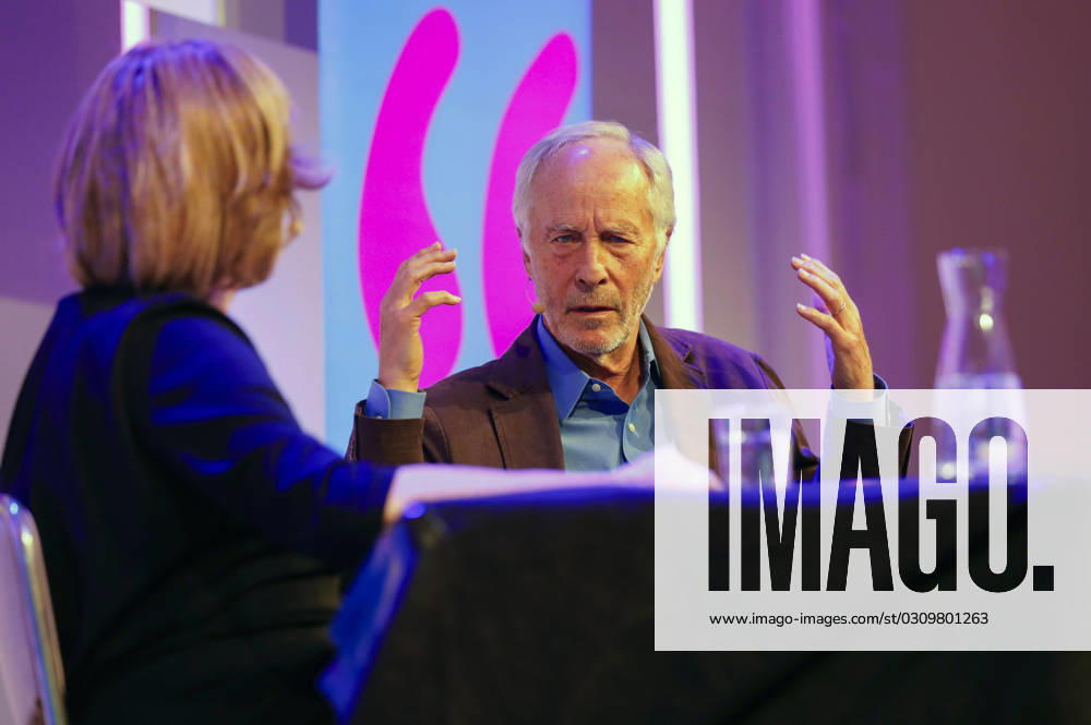 Angela Spizig and Richard Ford at the lit Cologne 2023 special event Valentines Day at the Flora Cologne Cologne, 22 10 2023 Foto:xR.xSchmiegeltx xFuturexImagex valentinstag_3031
