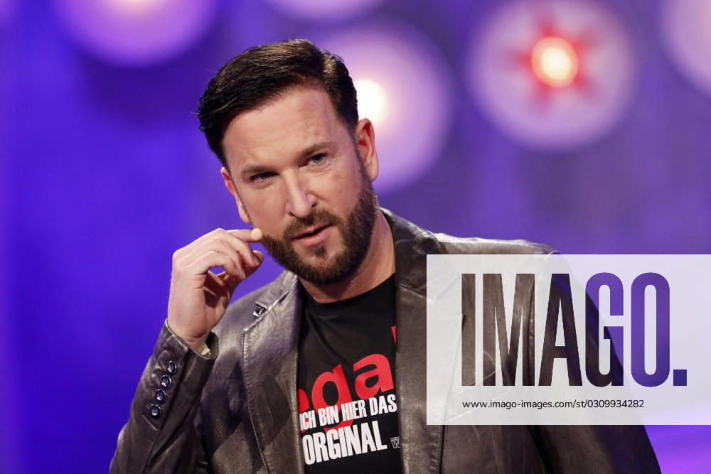 Schlagerstar Michael Wendler in the RTL Live Show Pocher vs Wendler Schluss mit lustig in the NOBEO Studios Hürth, 01 03 2020 NRW Germany