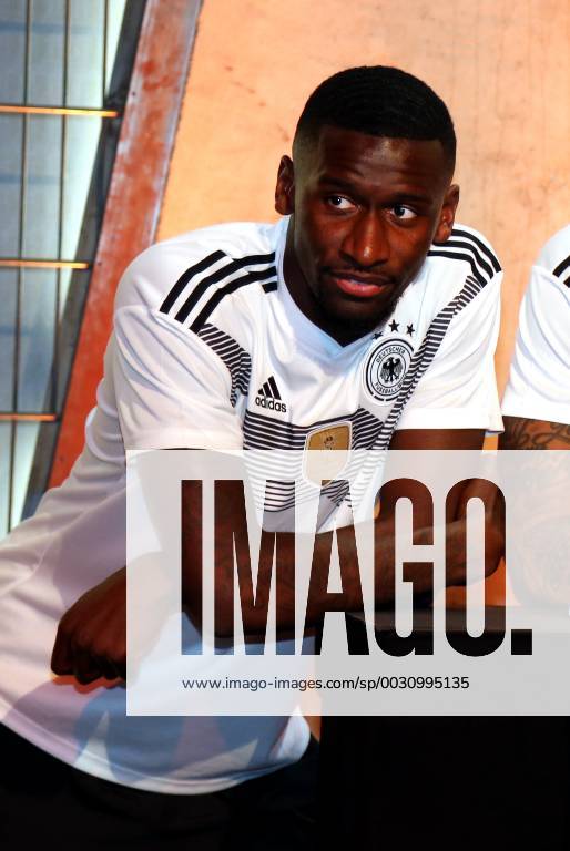 DFB and the team present World Cup jersey 2018 in THE BASE in Berlin 07 11 17 Photo Antonio Rüdiger DFB and the team present World Cup jersey 2018