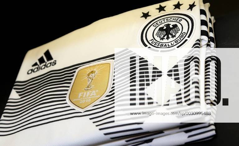 DFB and the team present World Cup jersey 2018 at THE BASE in Berlin 07 11 17 Bild The new World Cup jersey 2018 DFB and the team present World Cup jersey 2018