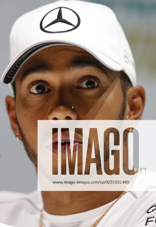 Coletiva Lewis Hamilton SÃO PAULO, SP - 08.11.2017: COLETIVA LEWIS HAMILTON - British driver Lewis Hamilton of Mercedes, four-time world champion of Formula 1, during a press conference PK Pressekonferenz held at the Villa Biscuitti event house on the south side of São Paulo city on Wednesday, 8th. He is in town to compete for the Brazilian GP , which takes place on Sunday, 12, at the Autodromo de Interlagos. (Photo: Rodolfo Buhrer La Imagem Fotoarena) x1423017x RodolfoxBuhrer