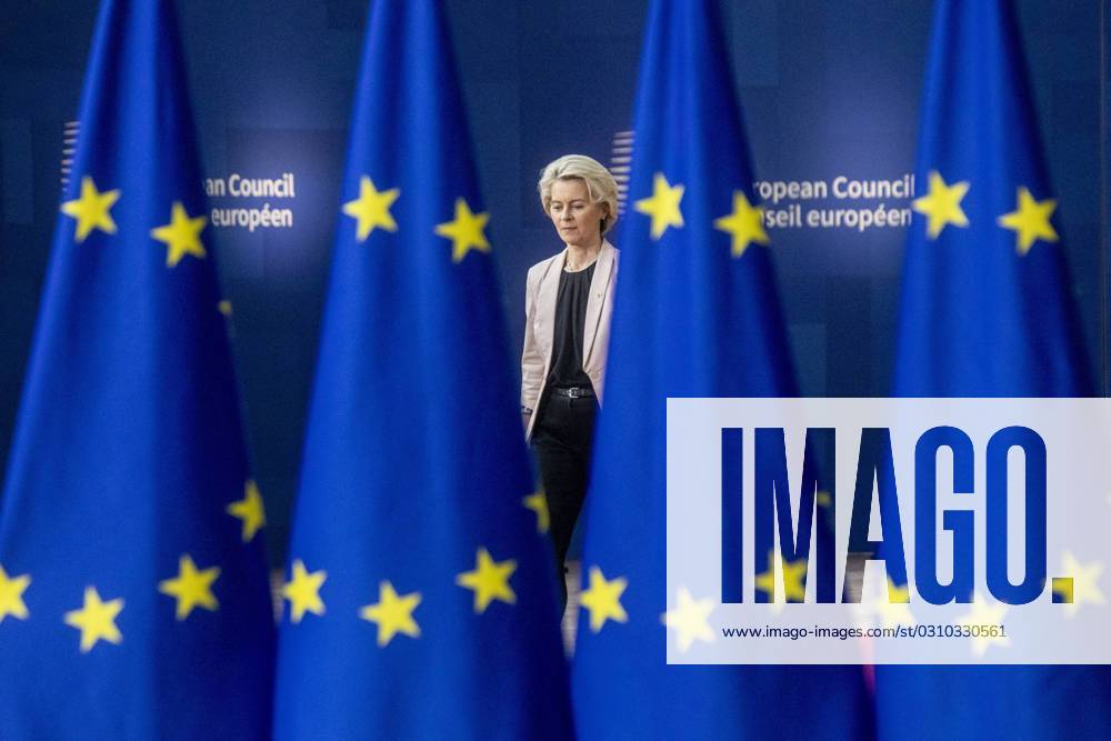 European Commission President Ursula Von der Leyen pictured during pictured at the arrivals ahead of a European council summit, in Brussels, Thursday 26 October 2023. HATIMxKAGHAT 78575554