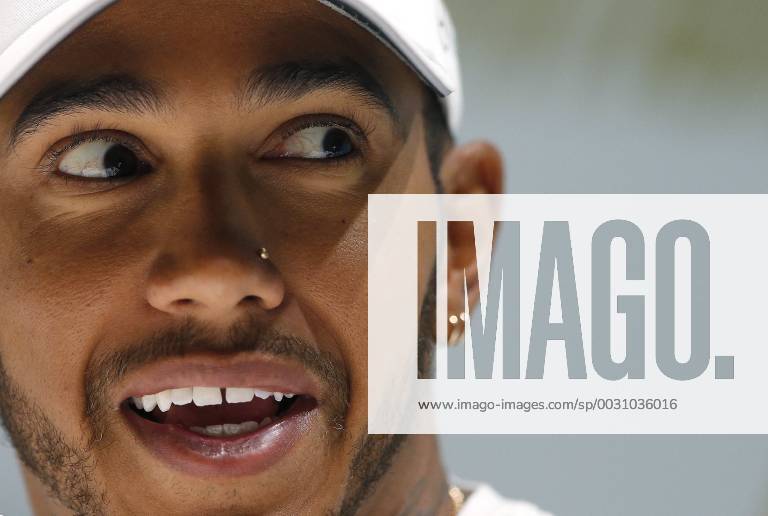 Coletiva Lewis Hamilton SÃO PAULO, SP - 08.11.2017: COLETIVA LEWIS HAMILTON - British driver Lewis Hamilton of Mercedes, four-time world champion of Formula 1, during a press conference PK Pressekonferenz held at the Villa Biscuitti event house on the south side of São Paulo city on Wednesday, 8th. He is in town to compete for the Brazilian GP , which takes place on Sunday, 12, at the Autodromo de Interlagos. (Photo: Rodolfo Buhrer La Imagem Fotoarena) x1423043x RodolfoxBuhrer