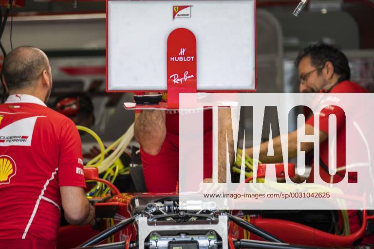 Sao Paulo, Sao Paulo, Brazil - Nov, 2017 - Sao Paulo, Sao Paulo, Brazil - This Thursday (9) the Formula 1 teams make the final preparations for the Brazilian Formula 1 Grand Prix that takes place next Sunday. Preparations for the Formula 1 GP Brazil - ZUMAc168 20171109_zap_c168_006