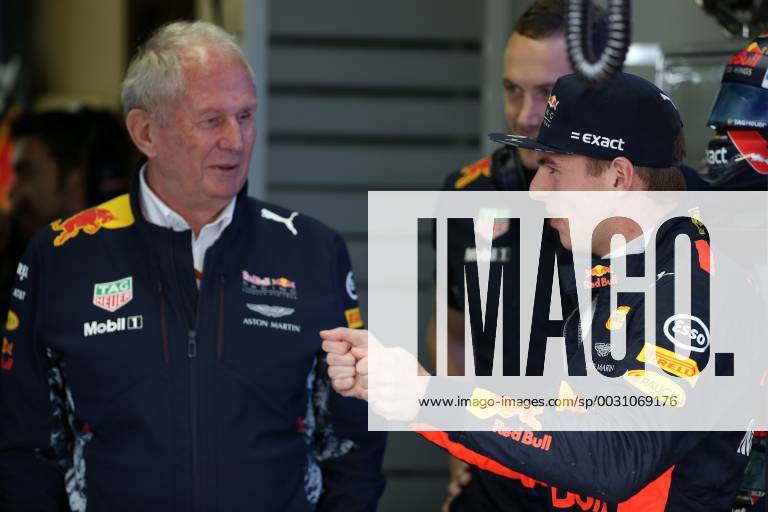 Free Practice 3, Helmut Marko (AUT), Red Bull Racing, Red Bull Advisor and Max Verstappen (NED) Red Bull Racing RB13 Brazilian Grand Prix, Sao Paulo, Interlagos 9 - 12 November 2017 11.11.2017 - Free Practice 3, Helmut Marko (AUT), Red Bull Racing, Red Bull Advisor and Max Verstappen (NED) Red Bull Racing RB13