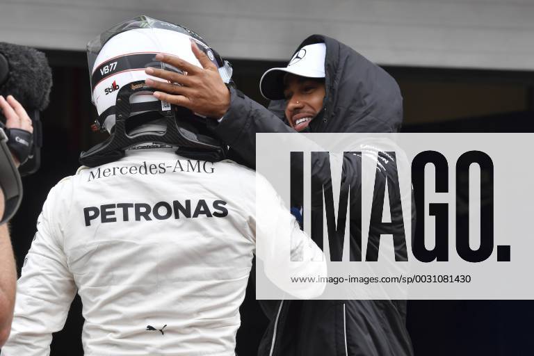 - SPORT Jornada de clasificación del Gran Premio de Brasil en el circuito de Interlagos. En la imagen, Valtteri Bottas y Lewis Hamilton.Grand Prix of Brazil qualifying round at Interlagos circuit. In this picture, Valtteri Bottas and Lewis Hamilton. RV RACING PRESS