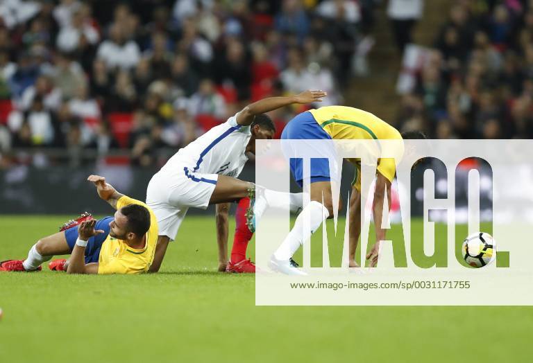 (171115) -- LONDON, Nov. 15, 2017 -- Casemiro (R) of Brazil vies with Marcus Rashford (C) of England during a friendly match at Wembley Stadium in London, Britain on Nov. 14, 2017. The match ended with a 0-0 draw. ) (SP)BRITAIN-LONDON-SOCCER-FRIENDLY MATCH-ENG VS BRA HanxYan