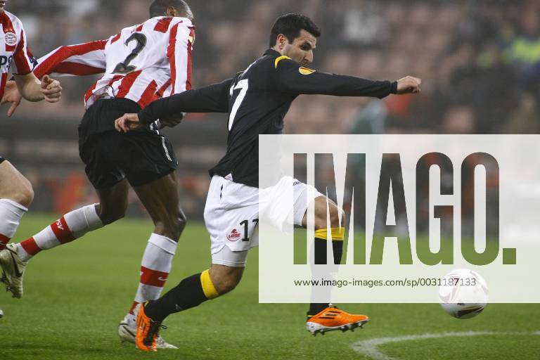 EINDHOVEN PSV Lille OSC Europa League second round season 2010 2011 24 02 2011 Philips Stadium PSV player Marcelo Antonio Guedes Filho l with Pieree Alain Frau r PSV Lille football europe league season 2010-2011