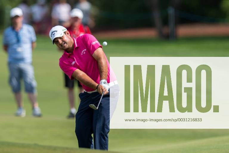 Patrick Reed of the USA plays a chip during the European Tour DP World Championship WM Weltmeisterschaft at Jumeirah Golf Estates, Dubai, UAE on 17 November 2017.