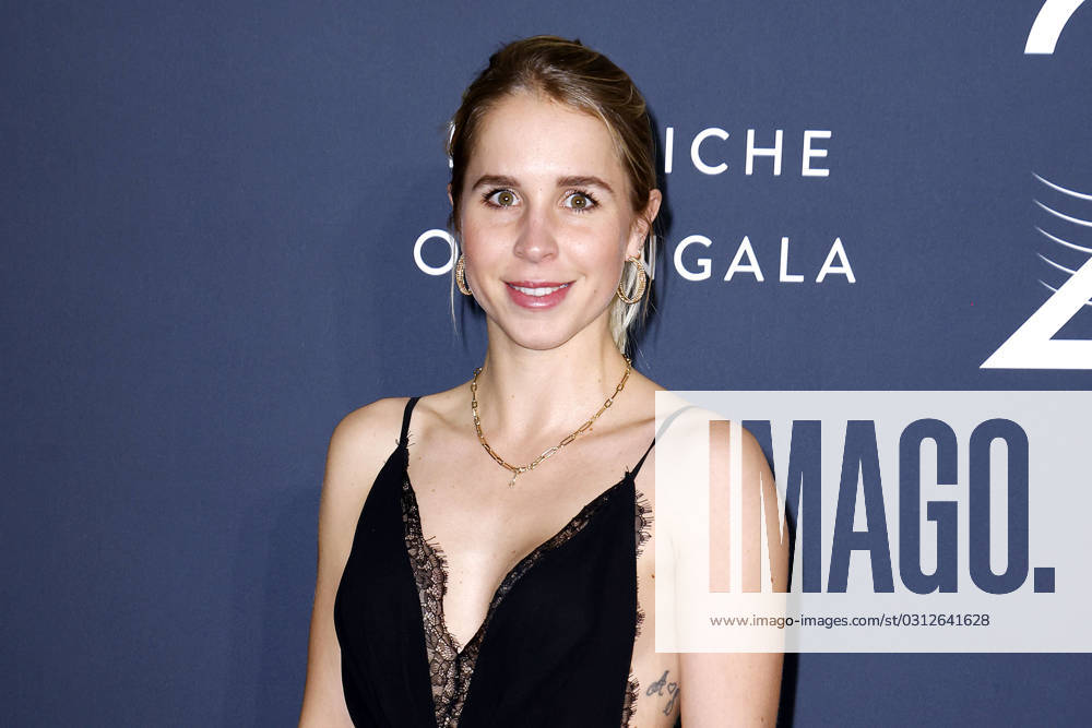 Nina Neuer at the 27 Festive Opera Gala for the AIDS Foundation on 4 11 2023 in Berlin Festive Opera Gala 2023 for the AIDS Foundation in Berlin
