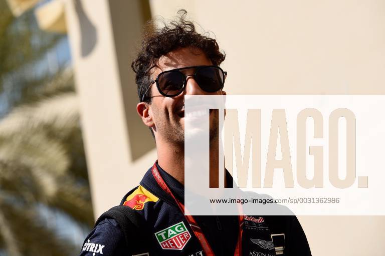 Daniel Ricciardo AUS 3 Red Bull Racing Grand Prix of ABU DHABI 2017 Preparations Motorsport Formula 1 23 11 2017 ABU DHABI