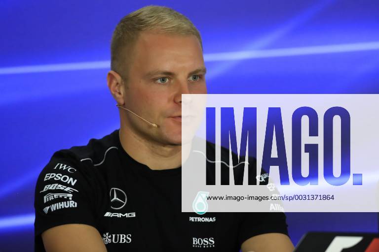 23rd November 2017, Yas Marina Circuit, Abu Dhabi, UAE; Abu Dhabi Formula One Grand Prix, driver arrivals and press conference PK Pressekonferenz Valtteri Bottas - Mercedes AMG Petronas F1 Team ActionPlus11955033