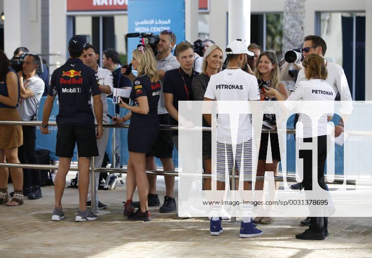 Motorsports: FIA Formula One World Championship WM Weltmeisterschaft 2017, Grand Prix of Abu Dhabi, 44 Lewis Hamilton (GBR, Mercedes AMG Petronas F1 Team), Abu Dhabi United Arab Emirates