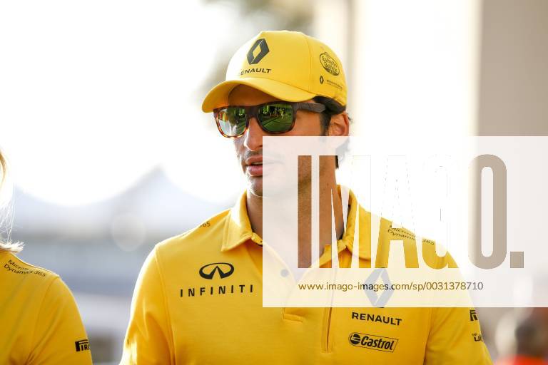 Motorsports: FIA Formula One World Championship WM Weltmeisterschaft 2017, Grand Prix of Abu Dhabi, 55 Carlos Sainz Junior (ESP, Renault F1 Team), Abu Dhabi United Arab Emirates