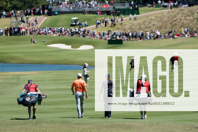 Jordan Spieth (USA) makes his way the ninth green at Round 1 of the 102nd Australian Open Golf Championship on November 23, 2017 at The Australian Golf Club in Sydney, Australia. (Photo by Steven Markham Icon Sportswire) GOLF: NOV 23 The Emirates Australian Open Golf Championship - First Round Icon1711230608