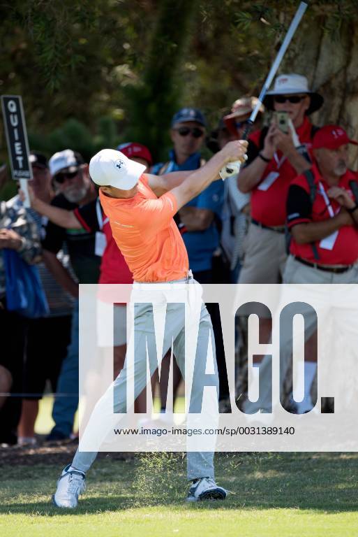 Jordan Spieth (USA) takes his approach shot at Round 1 of the 102nd Australian Open Golf Championship on November 23, 2017 at The Australian Golf Club in Sydney, Australia. (Photo by Steven Markham Icon Sportswire) GOLF: NOV 23 The Emirates Australian Open Golf Championship - First Round Icon1711230702