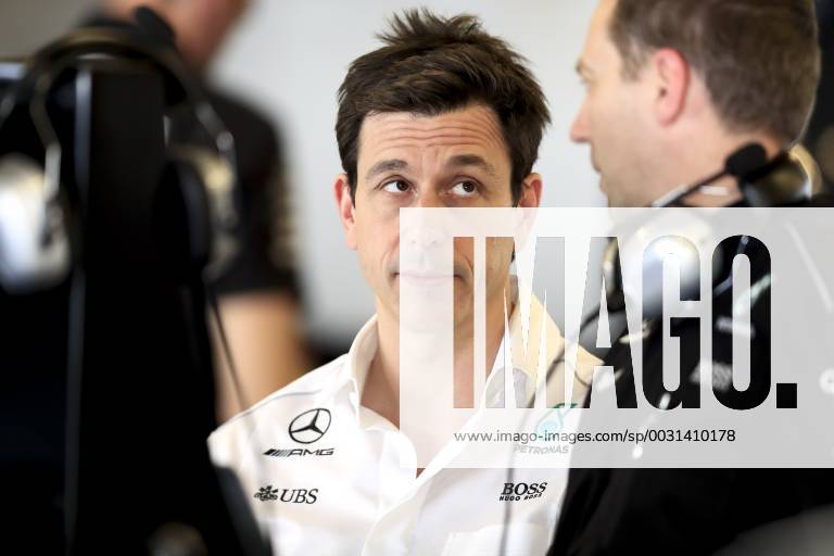 Motorsports: FIA Formula One World Championship WM Weltmeisterschaft 2017, Grand Prix of Abu Dhabi, Toto Wolff (AUT, Mercedes AMG Petronas Formula One Team), Abu Dhabi United Arab Emirates