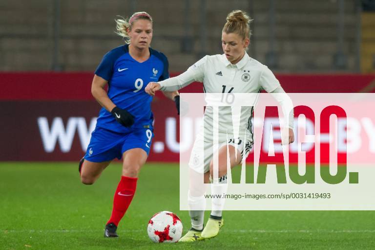 V li Eugenie Le Sommer France 9 in running duel duel with duel with Linda Dallmann Germany 16 Soccer Women International Match Germany France