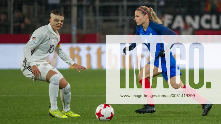 V li Dzsenifer Marozsan Germany 10 in duel duel with duel with Eugenie Le Sommer France 9 Football Women International Germany France