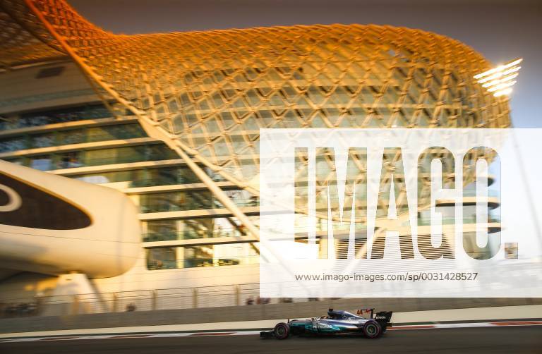 Motorsports: FIA Formula One World Championship WM Weltmeisterschaft 2017, Grand Prix of Abu Dhabi, 44 Lewis Hamilton (GBR, Mercedes AMG Petronas F1 Team), Abu Dhabi United Arab Emirates