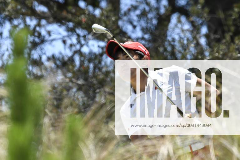 26th November 2017, The Australian Golf Club, Sydney, Australia; Emirates Australian Open Golf, final round; amateur Takumi Kanaya (JAP) hits his tee shot ActionPlus11956416
