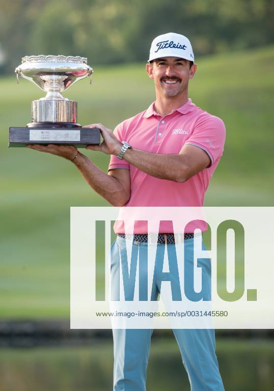 - SPORT November 26, 2017 - Hong Kong, Hong Kong SAR, CHINA - HONG KONG SAR,CHINA: November 26 2017. Australian Wade Ormsby wins the Hong Kong Open Golf at Hong Kong Golf club Fanling. Ormsby wins the Hong KOng Open Golf - ZUMAr144 20171126_zap_r144_004