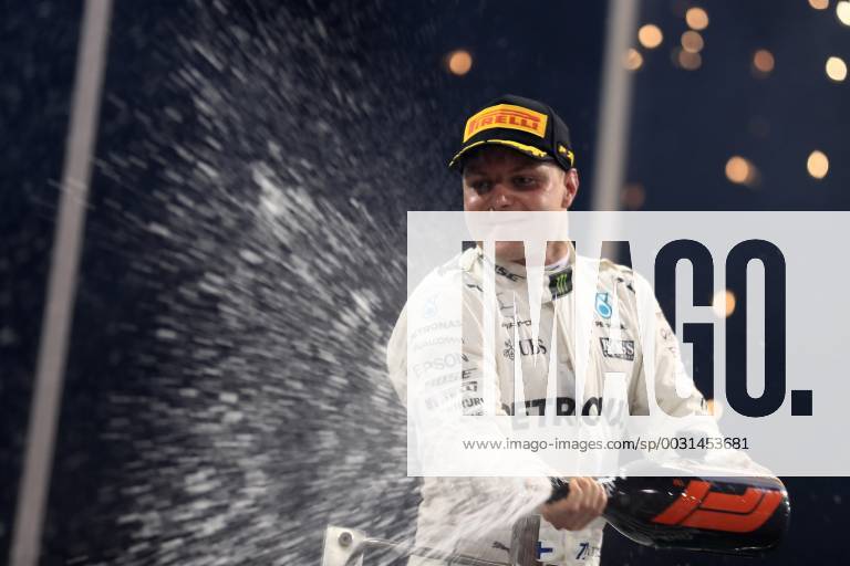 26th November 2017, Yas Marina Circuit, Abu Dhabi, UAE; Abu Dhabi Formula One Grand Prix, Sunday race day; Valtteri Bottas - Mercedes AMG Petronas F1 Team wins the race ActionPlus11956629