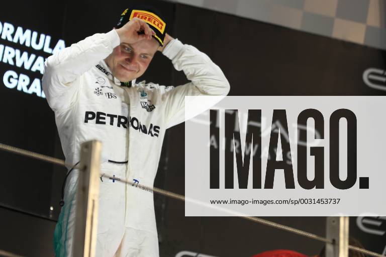 26th November 2017, Yas Marina Circuit, Abu Dhabi, UAE; Abu Dhabi Formula One Grand Prix, Sunday race day; Valtteri Bottas - Mercedes AMG Petronas F1 Team wins the race ActionPlus11956623