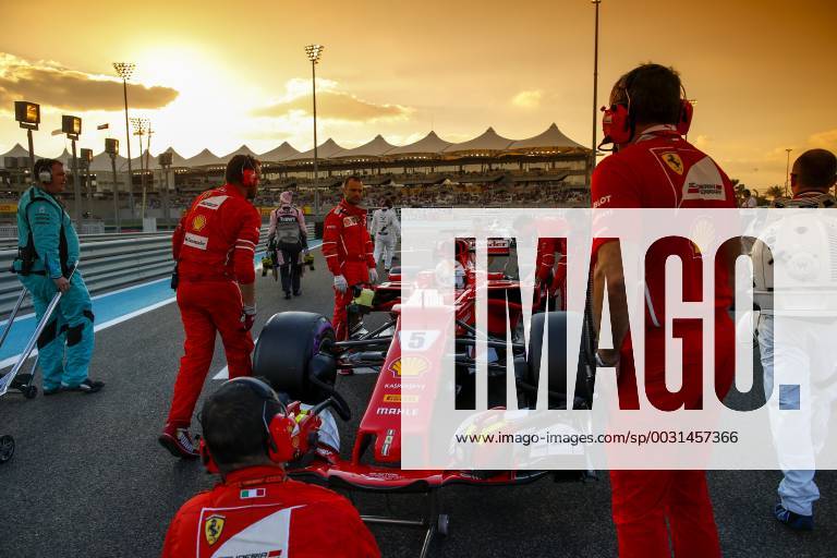 Motorsports: FIA Formula One World Championship WM Weltmeisterschaft 2017, Grand Prix of Abu Dhabi, 5 Sebastian Vettel (GER, Scuderia Ferrari), Abu Dhabi United Arab Emirates