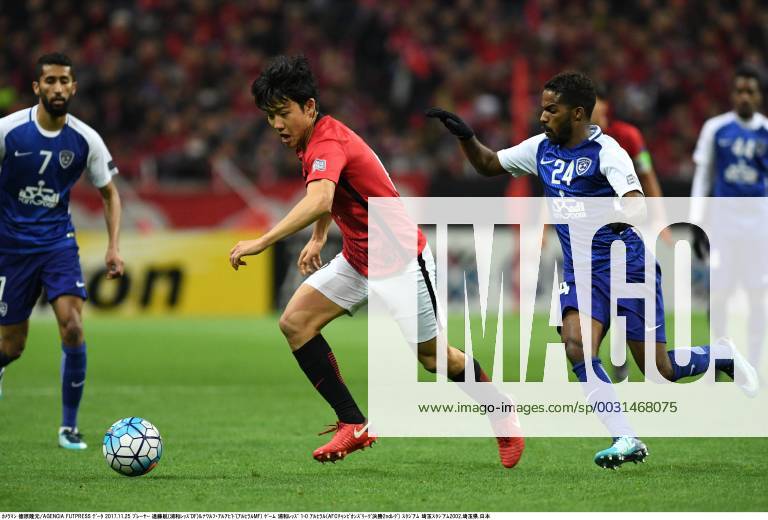 Wataru Endo (Reds), Nawaf Al Abed (Al Hilal), NOVEMBER 25, 2017 - Football Soccer : AFC Champions League Final 2nd leg match between Urawa Red Diamonds 1-0 Al-Hilal at Saitama Stadium 2002 in Saitama, Japan. Noxthirdxpartyxsales (mmcb009132)