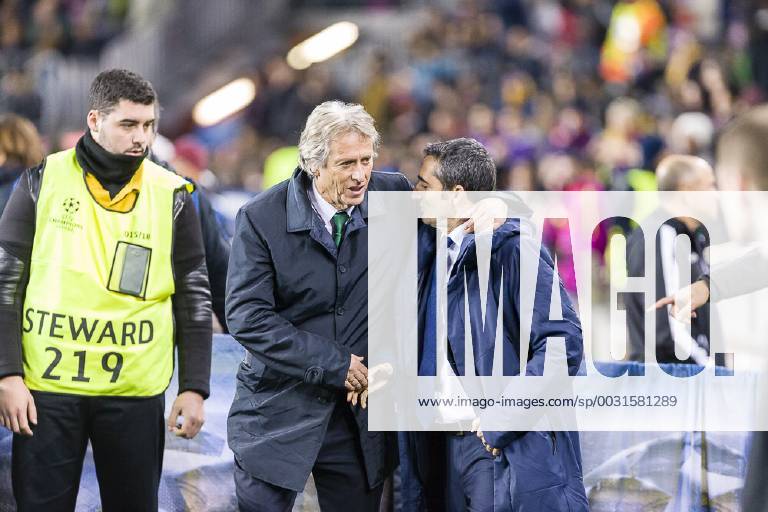SPAIN - Dec,5th: FC Barcelona Barca coach Ernesto txingurri Valverde and Sporting CP coach Jorge Jesus () during the match between FC Barcelona - Sporting CP, for the group stage, round 1 of the Champions League, held at Camp Nou Stadium on 5th December 2017 in Barcelona, Spain. (Credit: Mikel Trigueros Urbanandsport Cordon Press) xCordonxPressx -Barcelonax-xSportingxCPx-xxChampionsxLeaguex-x2017 18x