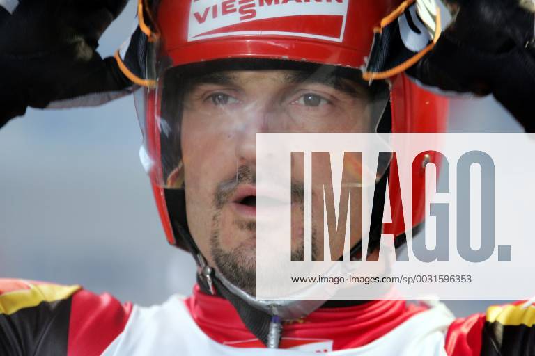 Min Georg Hackl Luge World Cup in Königssee in Berchtesgaden on 07 01 2006 portrait with helmet Berchtesgaden Königssee, Germany 00009