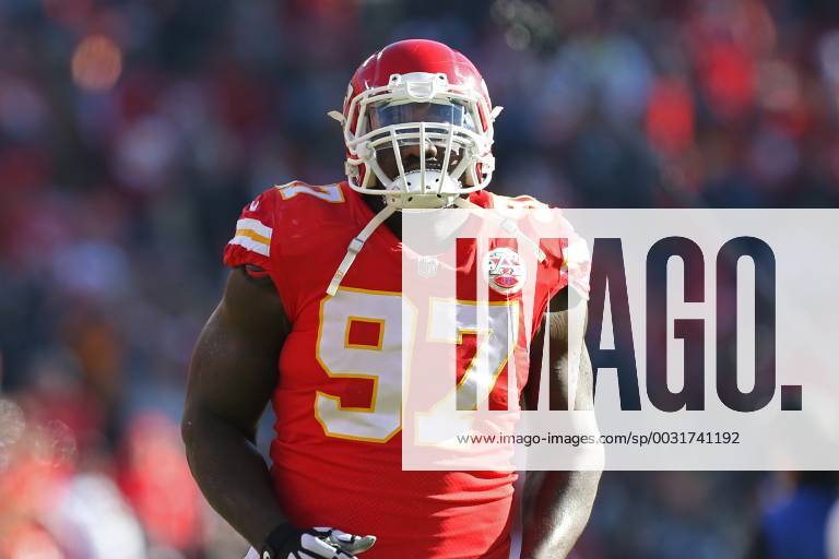 KANSAS CITY, MO - DECEMBER 10: Kansas City Chiefs defensive end Allen Bailey (97) before an AFC West showdown between the Oakland Raiders and Kansas City Chiefs on December 10, 2017 at Arrowhead Stadium in Kansas City, MO. (Photo by Scott Winters Icon Sportswire) NFL American Football Herren USA DEC 10 Raiders at Chiefs Icon171210138