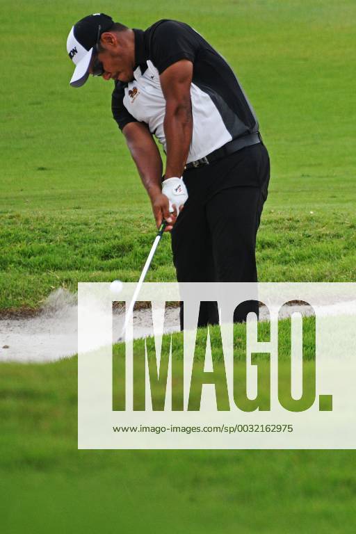 (180120) -- SINGAPORE, Jan. 20, 2018 -- Thailand s player Chapchai Nirat competes during the 3rd round of the SMBC Singapore Open held in Singapore s Sentosa Golf Club on Jan 20, 2018. ) (SP)SINGAPORE-GOLF-SMBC SINGAPORE OPEN ThenxChihxWey