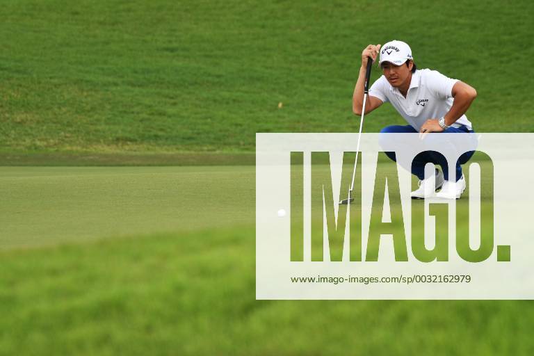 (180120) -- SINGAPORE, Jan. 20, 2018 -- Japan s player Ryo Ishikawa competes during the 3rd round of the SMBC Singapore Open held in Singapore s Sentosa Golf Club on Jan 20, 2018. ) (SP)SINGAPORE-GOLF-SMBC SINGAPORE OPEN ThenxChihxWey