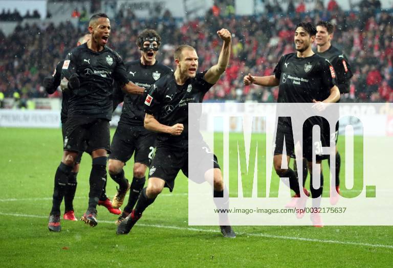 1 FSV Mainz 05 VfB Stuttgart Germany Mainz 20 01 2018 football Bundesliga season 2017 2018-19 match day 1 FSV Mainz 05 VfB Stuttgart 3 2 Holger of Dick VfB Stuttgart Jubilee Gate 0 1 Badstuber