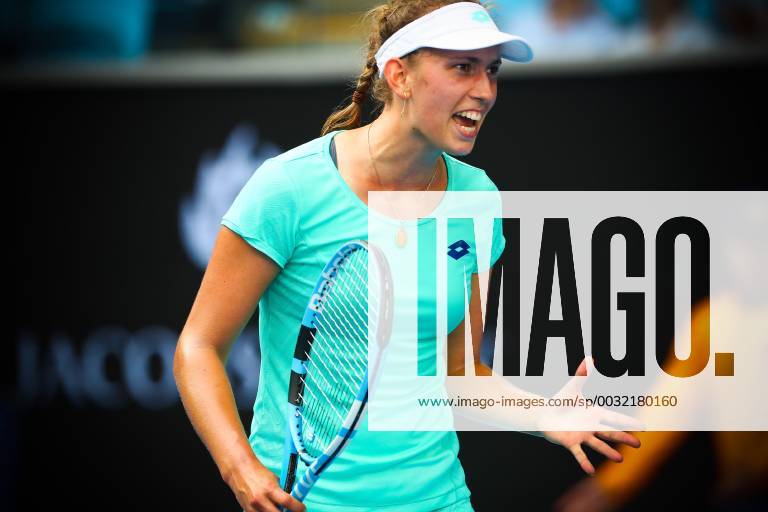 Belgian Elise Mertens reacts during a tennis match between Belgian Elise Mertens WTA Tennis Damen 37) and Croation Petra Martic (WTA 89), in the fourth round of the women s singles tournament at the Australian Open tennis Grand Slam, Sunday 21 January 2018 in Melbourne Park, Melbourne, Australia. This first grand slam of the season will be taking place from 15 to 28 January. PATRICKxHAMILTON x05280045x