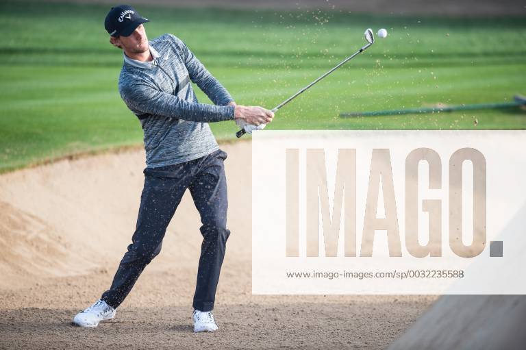 Thomas Pieters of Belgium plays from the bunker during the Omega Dubai Desert Classic European Tour 2018 at the Emirates Golf Club, Dubai, UAE on 25 January 2018.