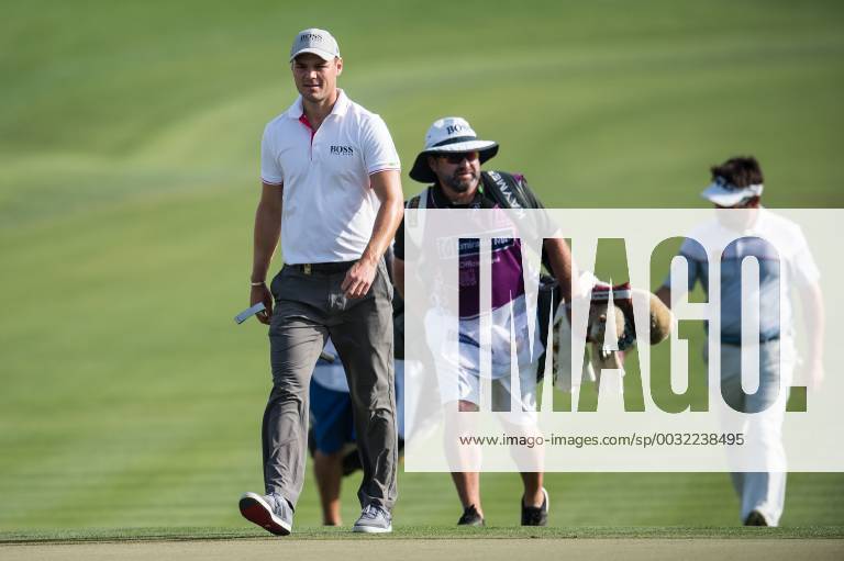 Martin Kaymer of Germany strides on to the green during the first round of the Omega Dubai Desert Classic European Tour 2018 at the Emirates Golf Club, Dubai, UAE on 25 January 2018.