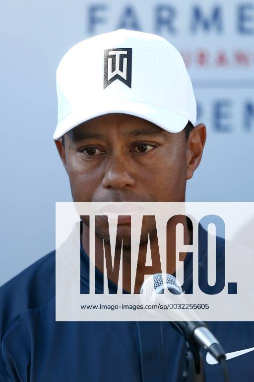 San Diego, California, United States - Tiger Woods speaks to the media after the second round of the 2018 Farmers Insurance Open at Torrey Pines GC. Golf 2018: Farmers Insurance Open - Round 2 - ZUMAw109 20180126_zap_w109_029