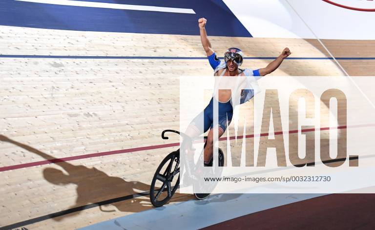 Nate Koch USA wins the Keirin final 107 Berlin six days Six Day Berlin 6 day race six days cycling sixdays Berlin 29 1 2018 velodrome
